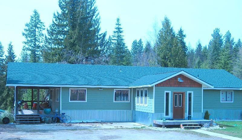 2nd image of 95 Tamarack Ln