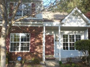 6827 Juniper Tree St, Charlotte, NC 28215