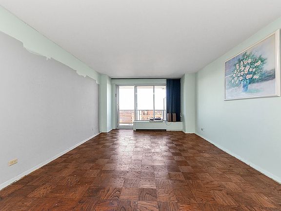2nd image of 110-11 Queens Blvd Unit 17J
