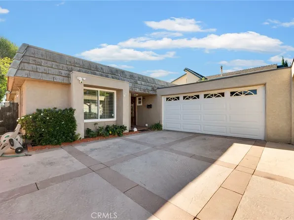 19950 Hemmingway St, Winnetka, CA 91306