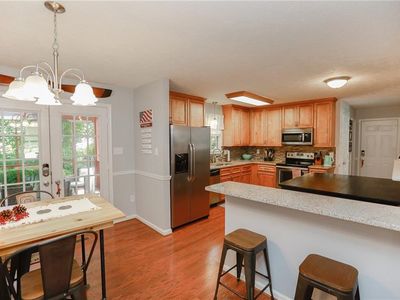 4 Dunn Cir, Hampton, VA, 23666