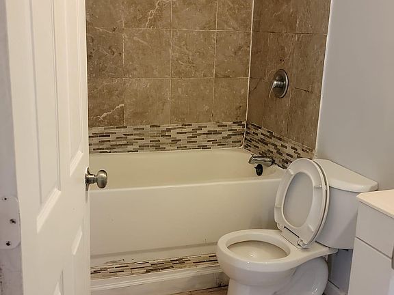Spacious bathroom
