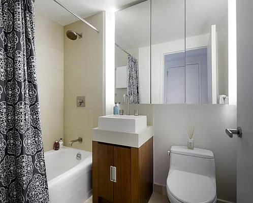 Rented by Corcoran | media 21