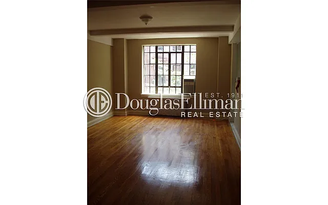 Rented by Douglas Elliman | media 4