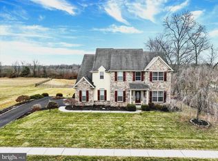 1724 Candle Ln, York, PA 17404