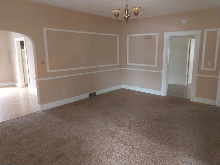 15022-15024 Lima Rd — Photo 2