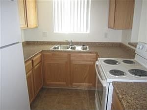 1st image of 2161 Exeter Dr APT 2