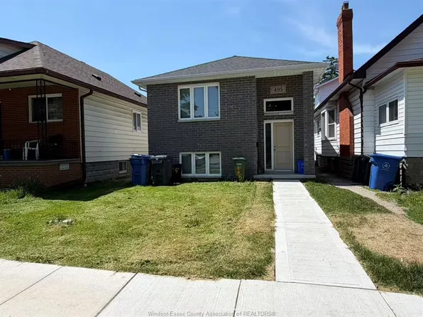 495 McEwan Ave #B, Windsor, ON N9B 2E4