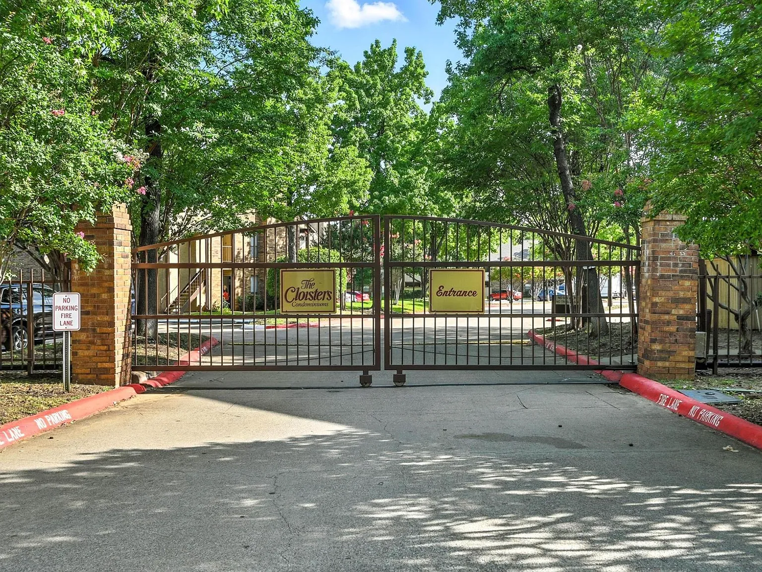 2 bed, 1025 sqft, $700 — Photo 1