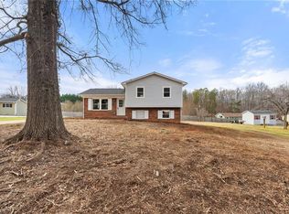 115 Robert Dr, State Road, NC 28676