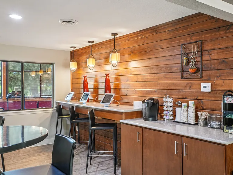 University Village Apartments — Photo 11
