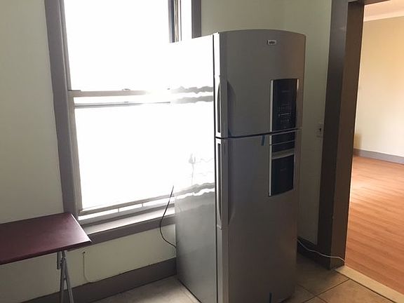 4th image of 92 Woodruff Ave APT 3C