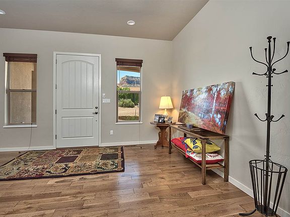 2nd image of 338 Serpents Trail Dr