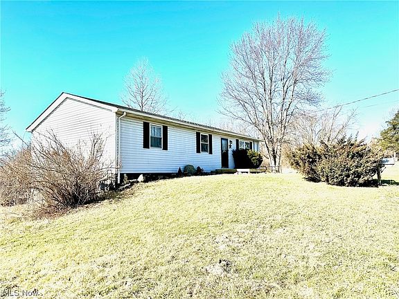 3rd image of 3290 County Road 39
