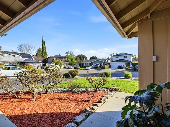 4th image of 5705 Venado Ct
