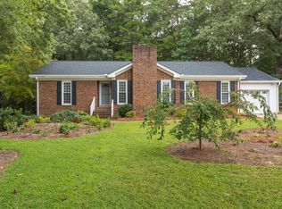 6112 Iris Dr, Raleigh, NC 27612