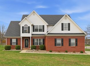 462 Oakley Ave, Harrodsburg, KY 40330