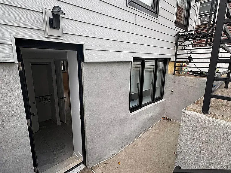 23-60 33rd St #1 — Photo 29