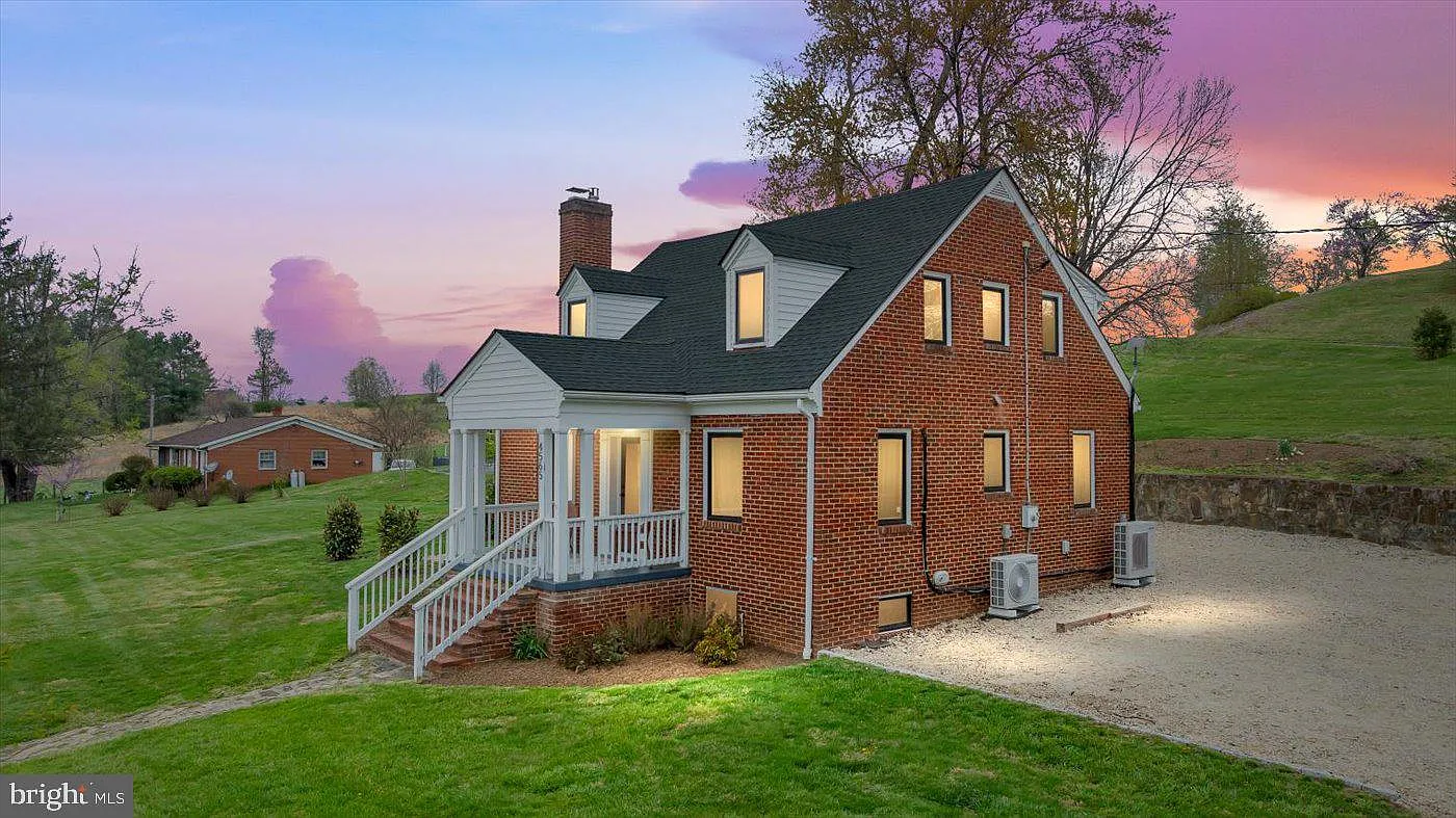 4565 Sperryville Pike photo 1