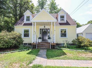 21 N Mast St, Goffstown, NH 03045