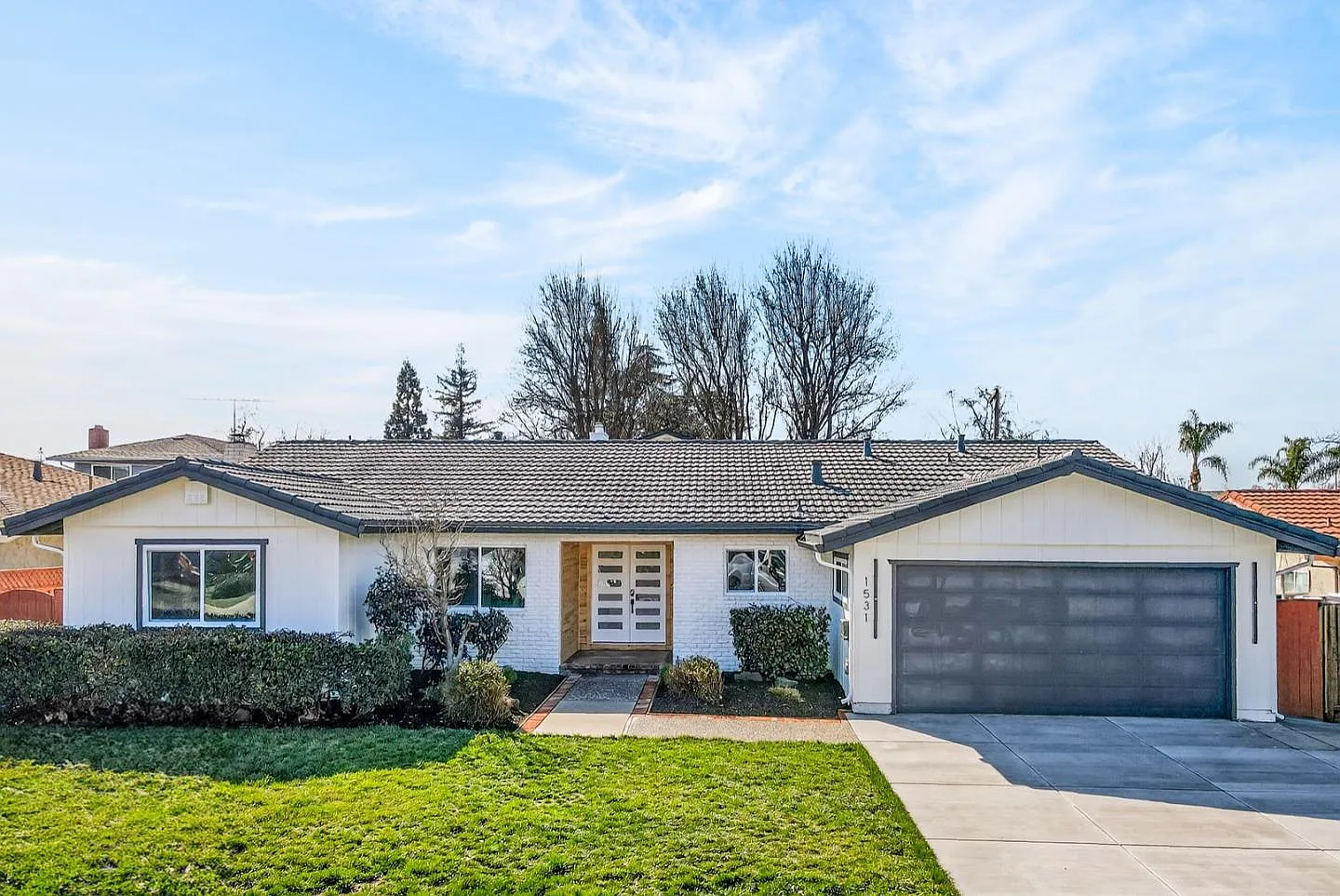 1531 Carmel Dr photo 1