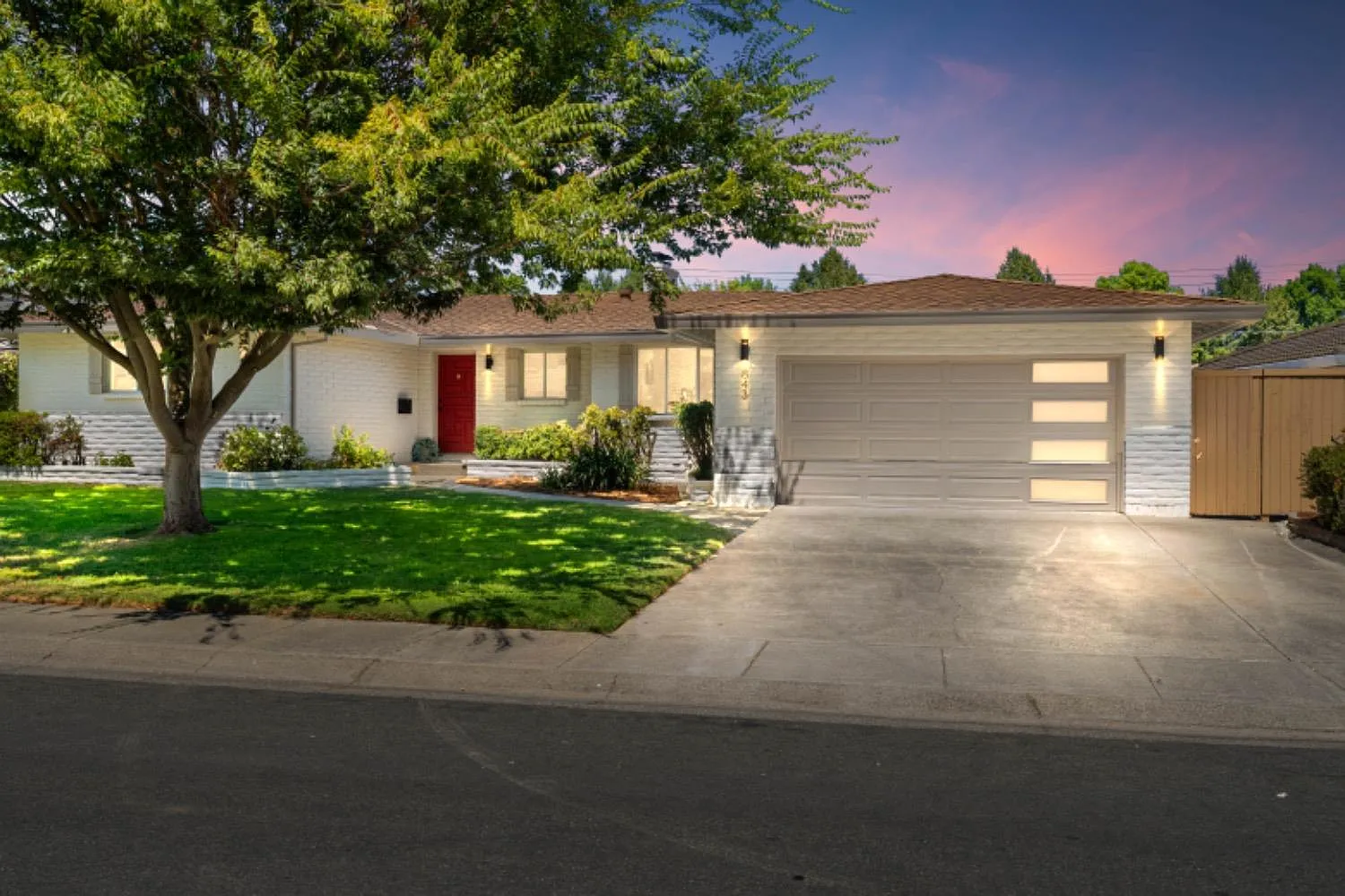 843 Bell Air Dr photo 1
