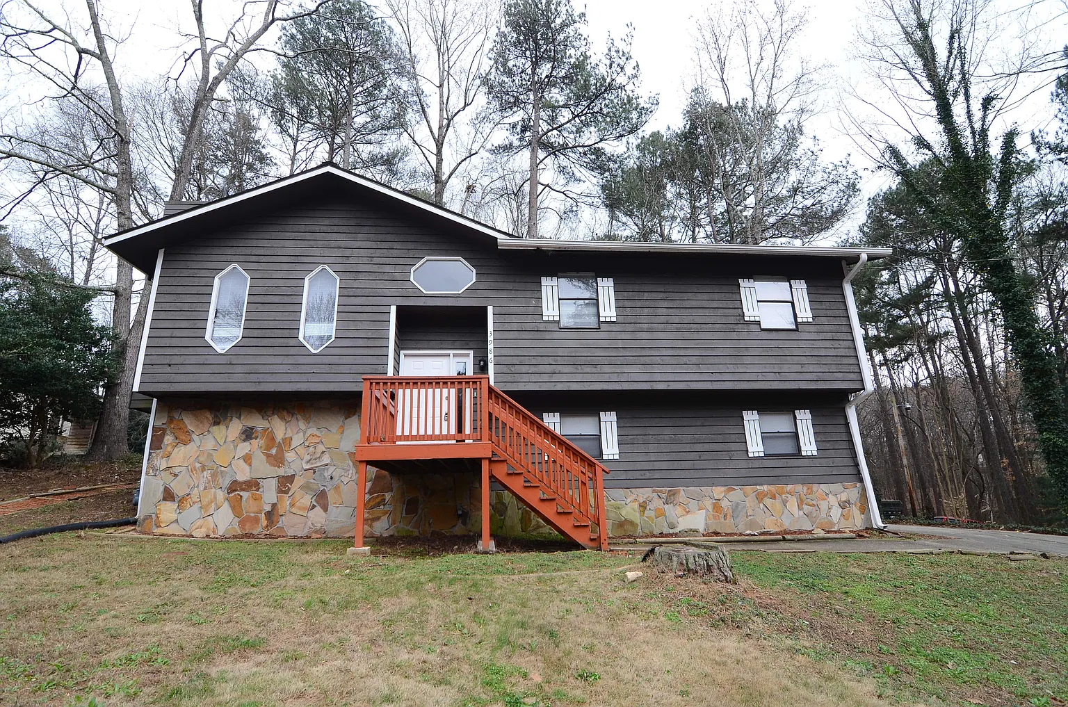 3986 Jami Ln photo 1