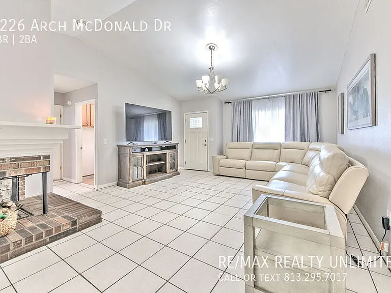 2226 Arch McDonald Dr — Photo 8
