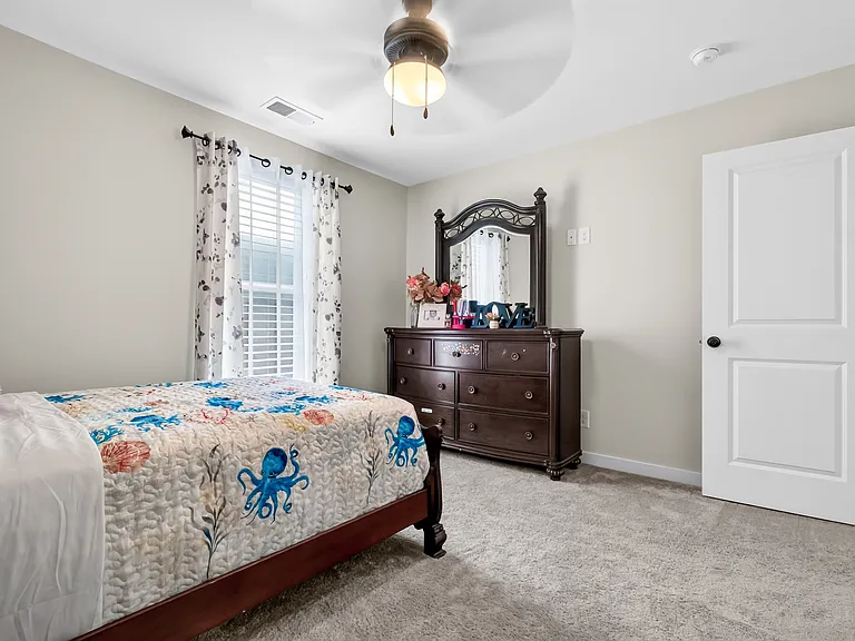 4040 Olivia Rd — Photo 51