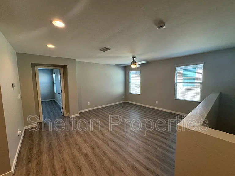 18787 W Yucatan Dr — Photo 14