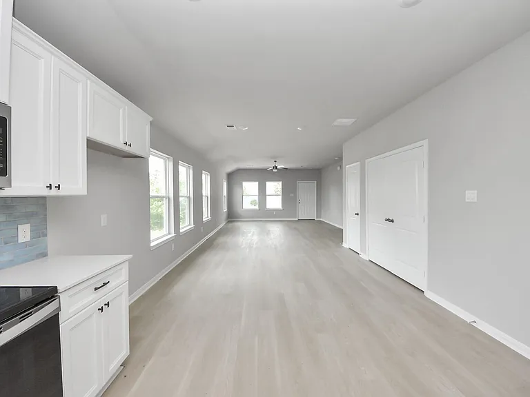 1105 W Bayshore Dr — Photo 21