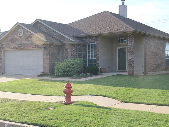 2nd image of 6821 NW 136th Ct