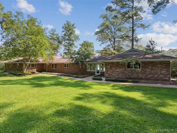 210 Yorkview Rd, Yorktown, VA 23692
