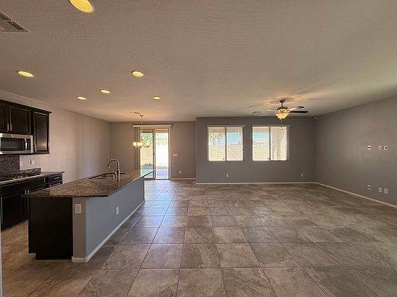 2nd image of 3478 Elegant Rose St