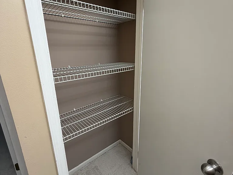 2 Court Dr #2 — Photo 27