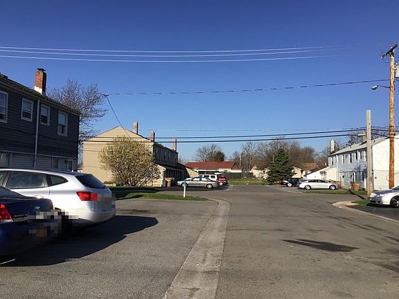 5th image of 37 E Glenwood Ct