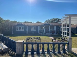 501 Broncos Cir, Somerville, TX 77879