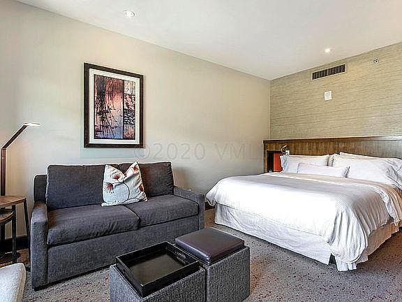 Couch pulls out to sleep 2 more