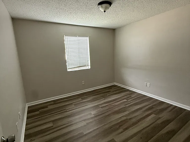 4401 Patton Rd SW #1 — Photo 2