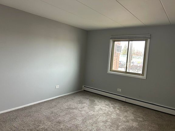 3rd image of 5321 Waterbury Dr APT 502
