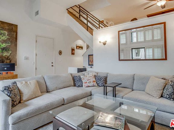 3rd image of 6930 De Celis Pl Unit 15