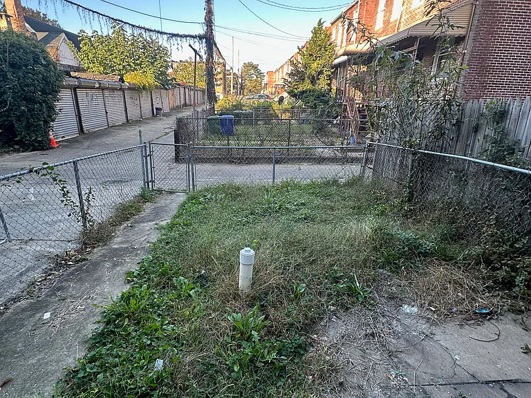928 N Bentalou St — Photo 10