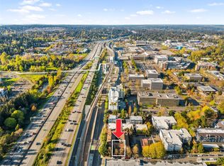 9512 1st Ave NE APT 203, Seattle, WA 98115