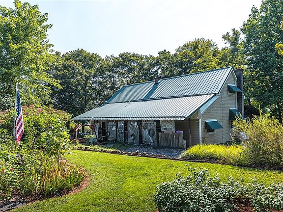 4th image of 10341 Bone Rd