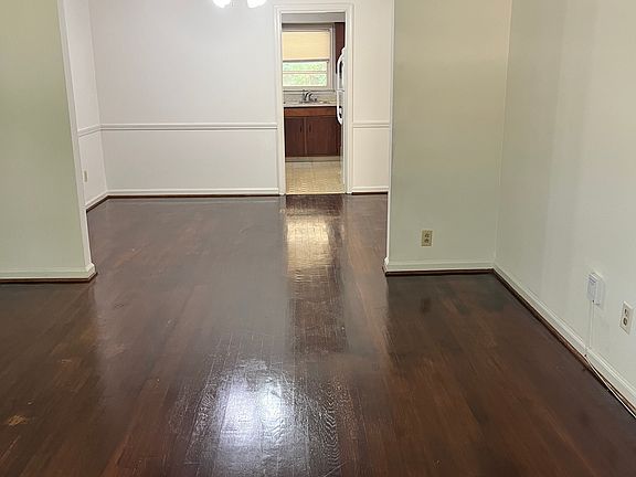 2nd image of 303 Hightower Rd #303