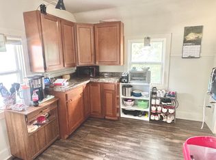 1915 1/2 2nd St, Eau Claire, WI 54703