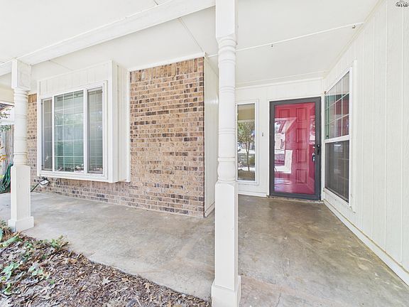 4th image of 5127 Langford Ln