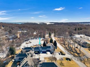 2 Pondside Ct UNIT 2, Mystic, CT 06355