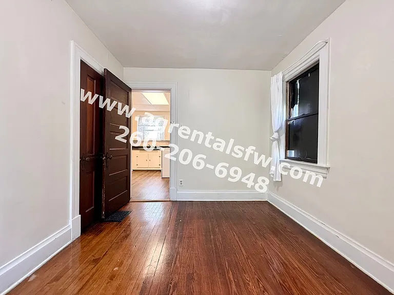 811 Columbia Ave — Photo 15