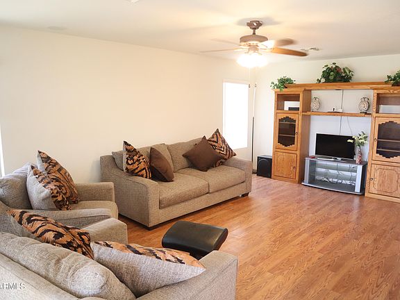 5th image of 15831 W MARCONI Avenue